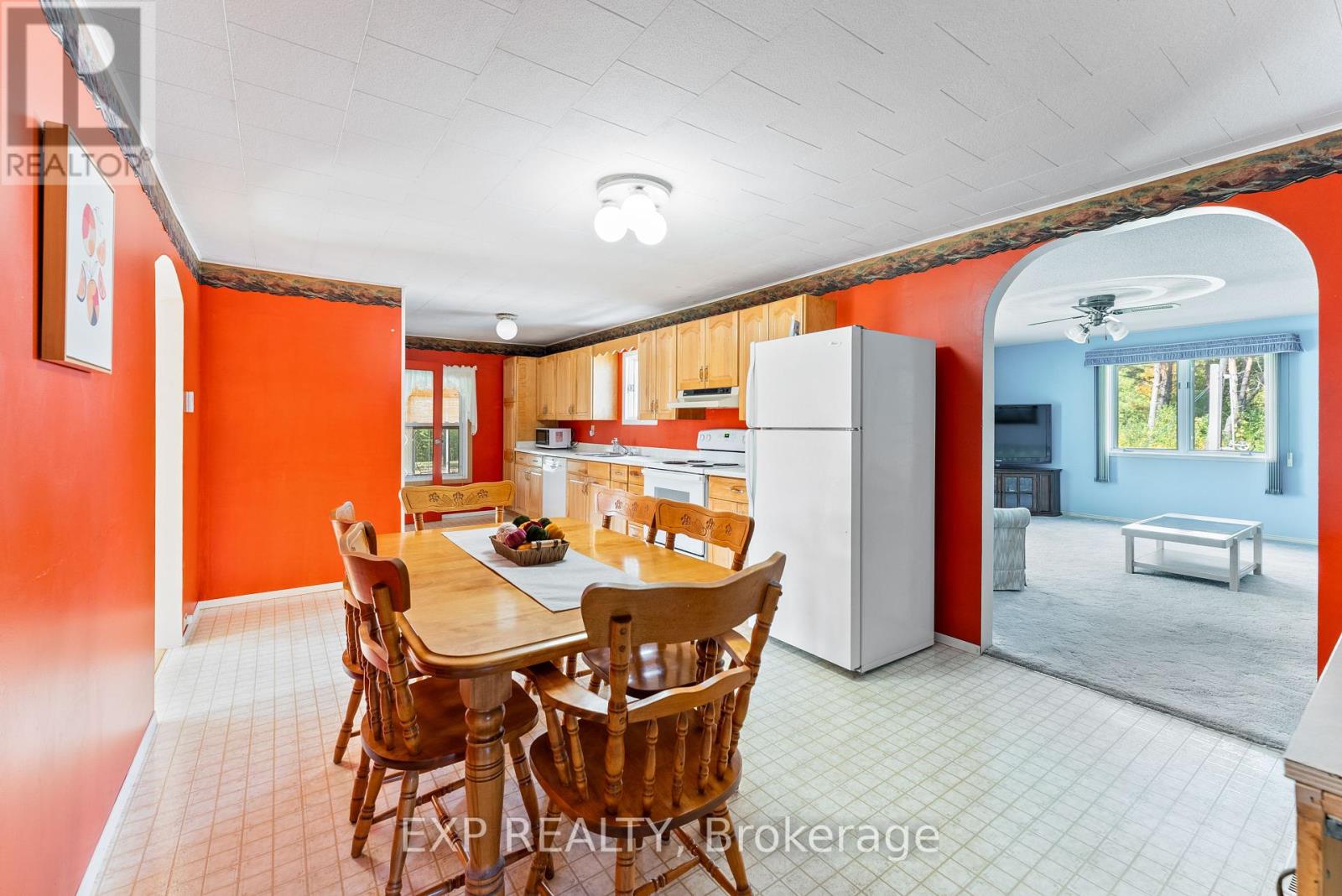 27 Belleville Road, Tyendinaga, Ontario  K0K 1X0 - Photo 10 - X12427981