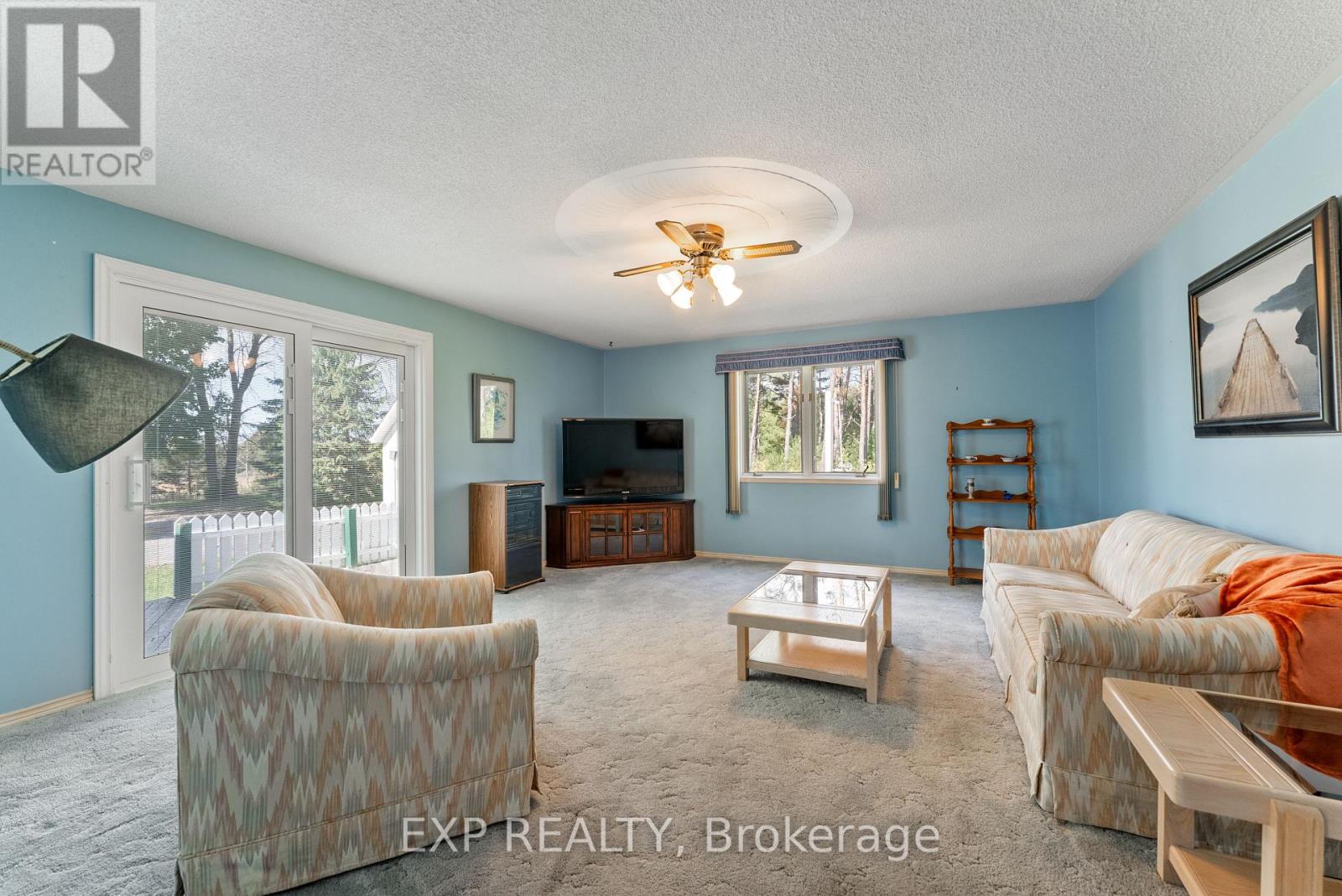 27 Belleville Road, Tyendinaga, Ontario  K0K 1X0 - Photo 11 - X12427981