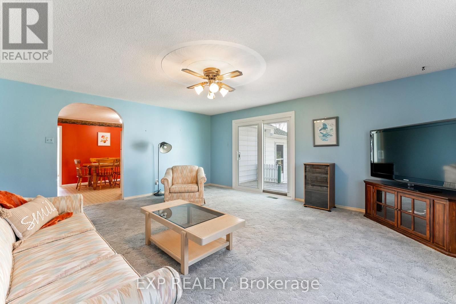 27 Belleville Road, Tyendinaga, Ontario  K0K 1X0 - Photo 12 - X12427981