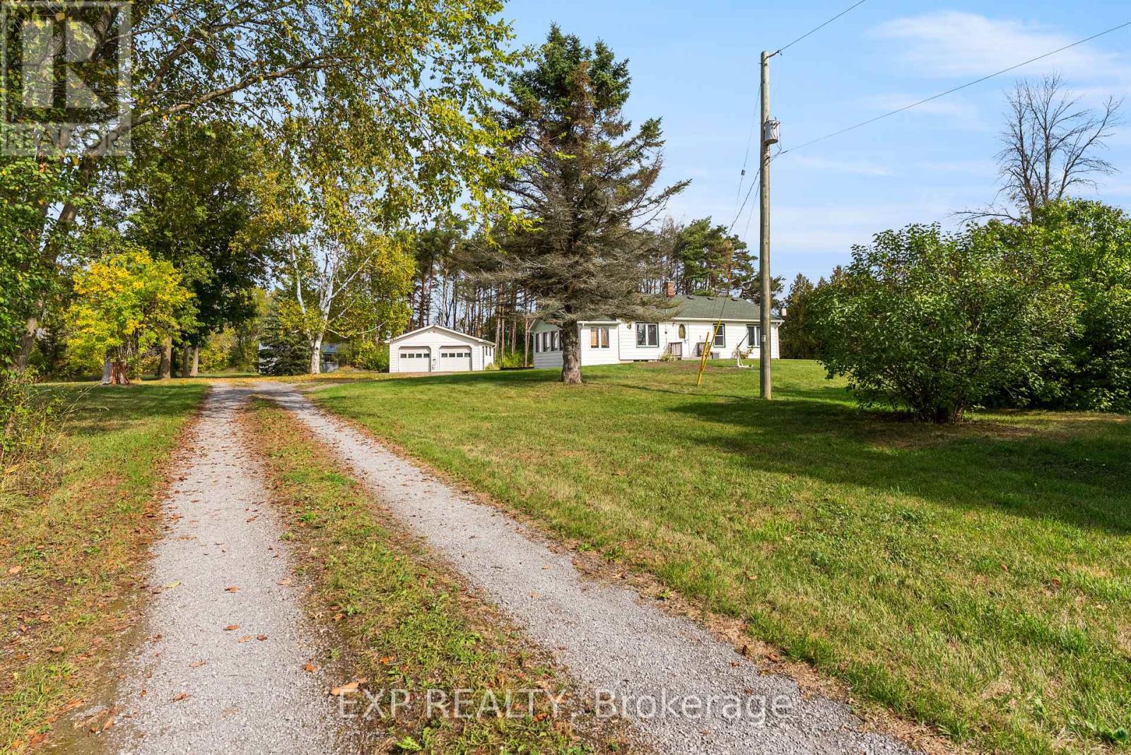 27 Belleville Road, Tyendinaga, Ontario  K0K 1X0 - Photo 2 - X12427981
