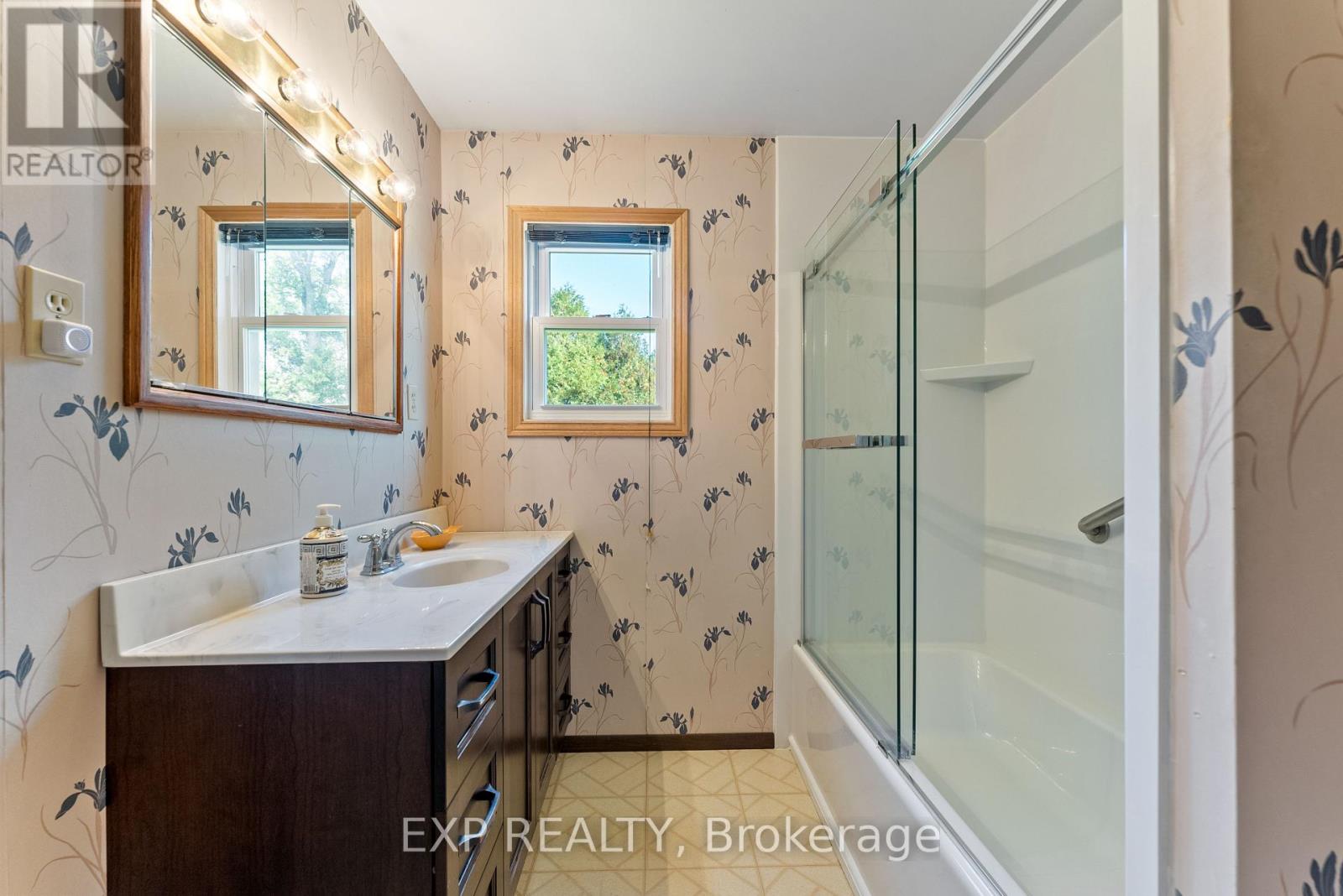 27 Belleville Road, Tyendinaga, Ontario  K0K 1X0 - Photo 22 - X12427981