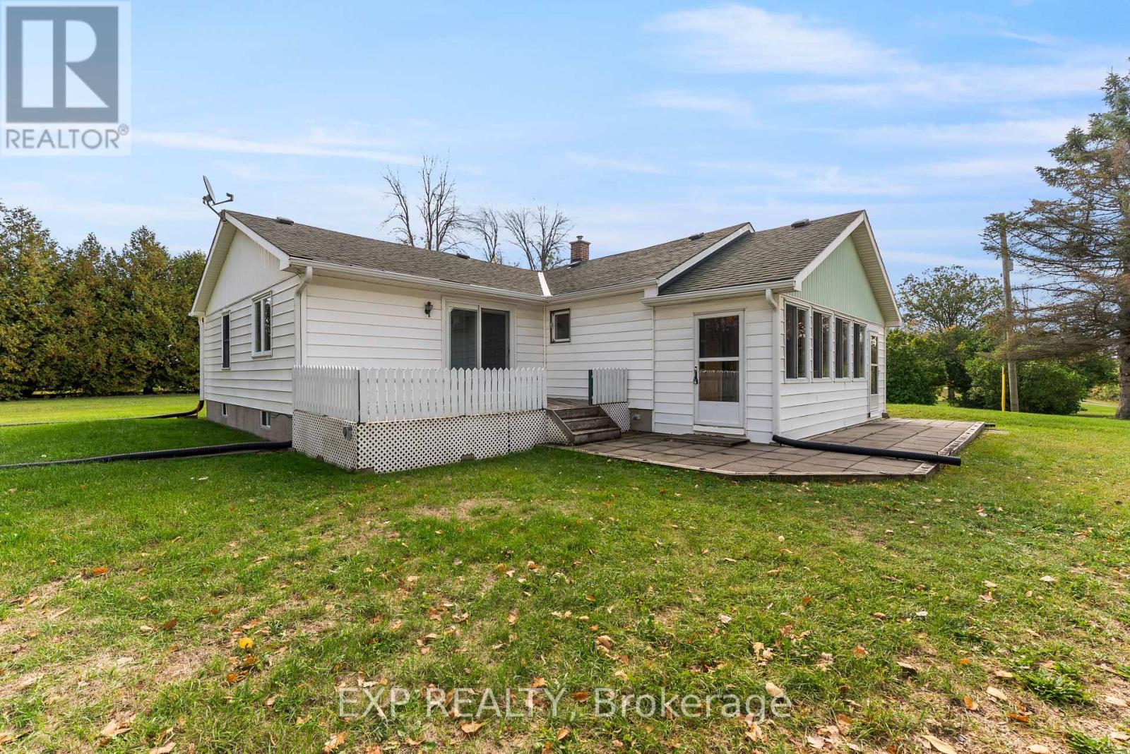 27 Belleville Road, Tyendinaga, Ontario  K0K 1X0 - Photo 4 - X12427981