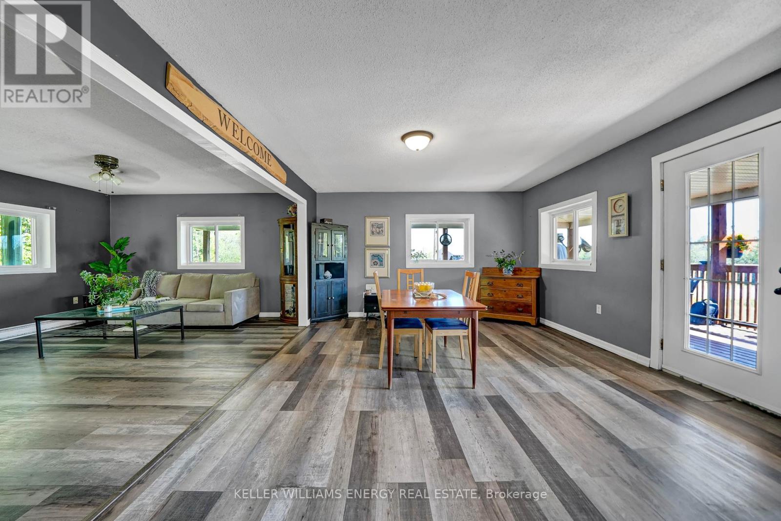 525 Fry Road, Prince Edward County, Ontario  K0K 2T0 - Photo 13 - X12428022