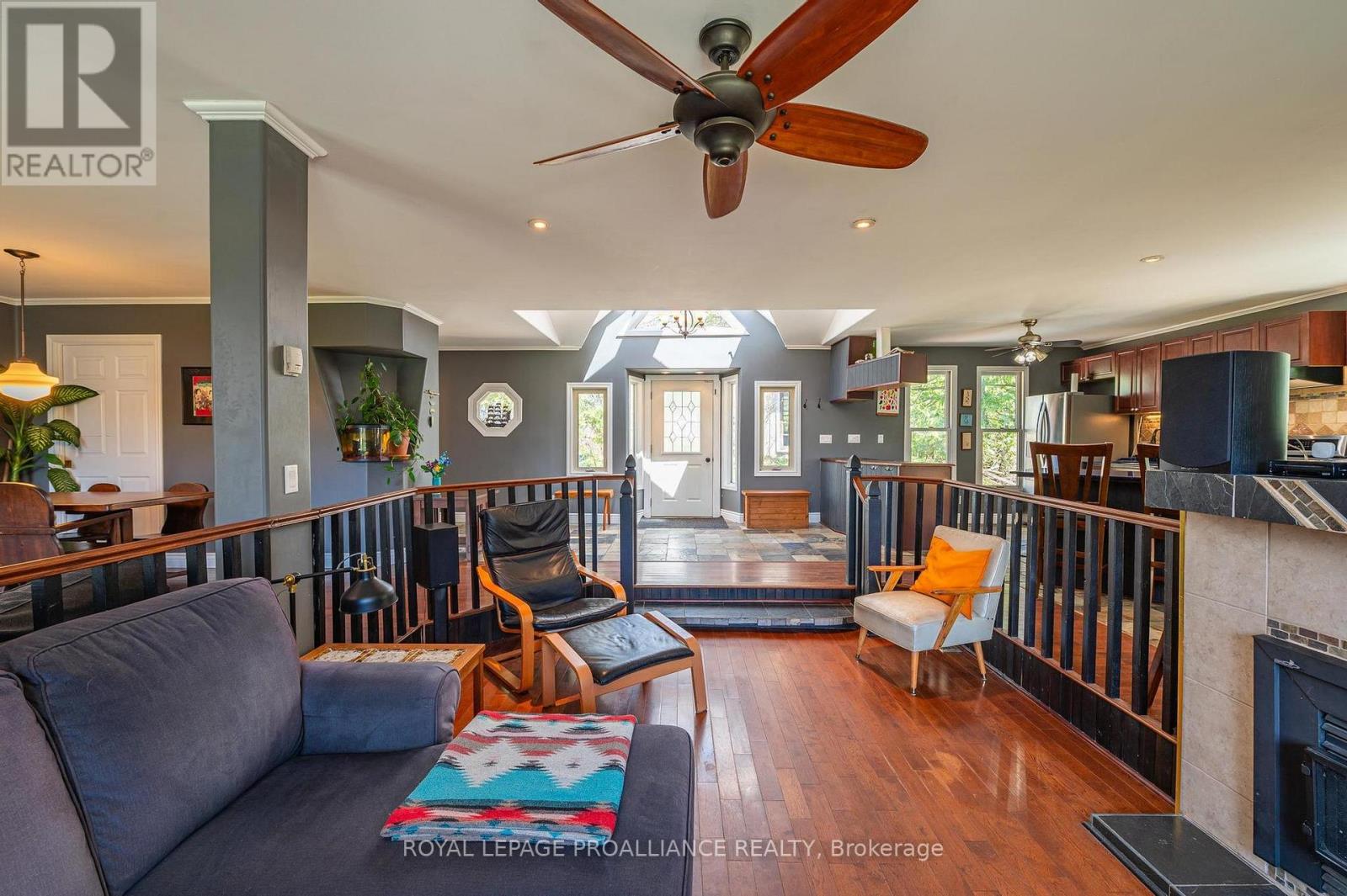 280 Presqu'ile Parkway, Brighton, Ontario  K0K 1H0 - Photo 7 - X12428240