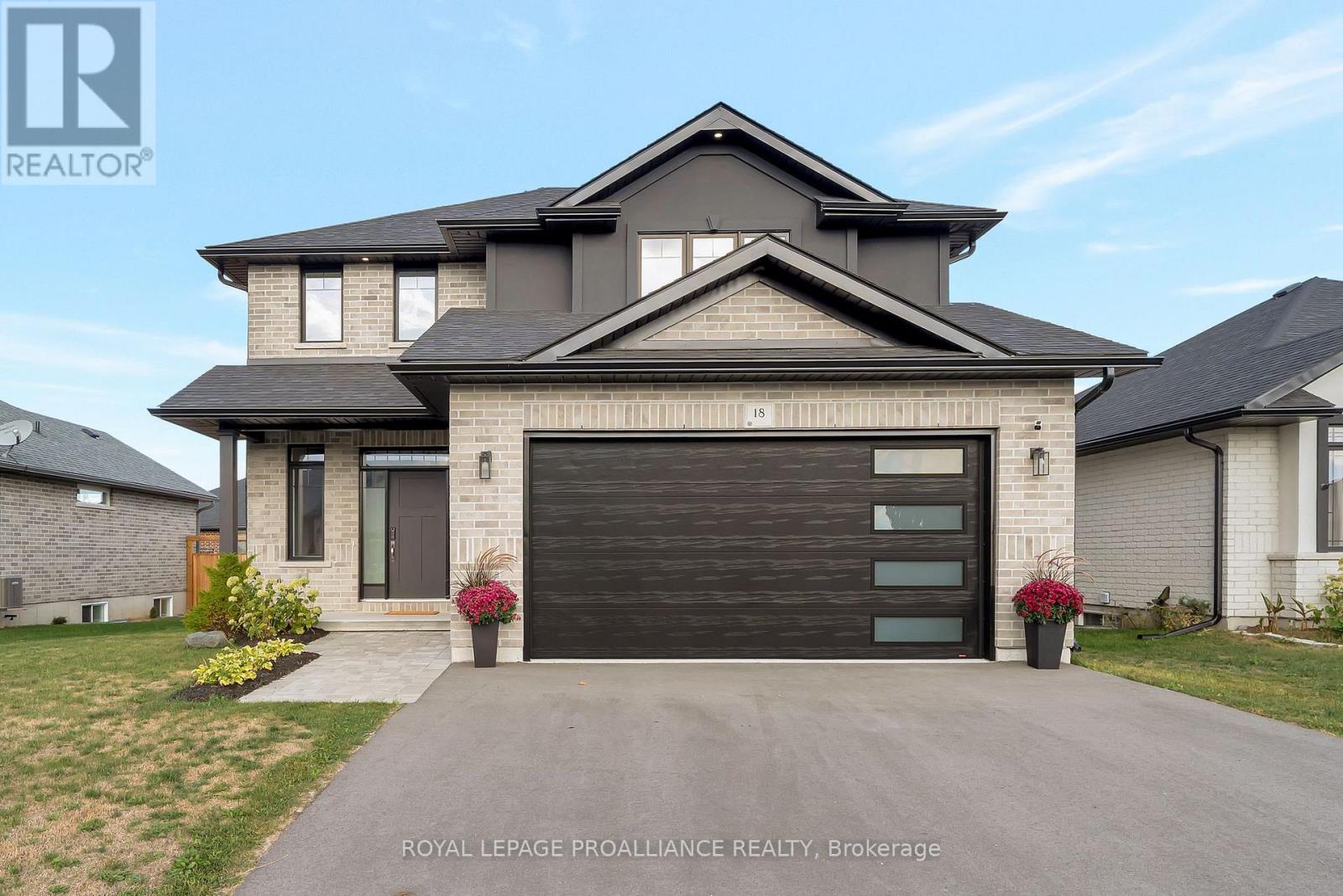 18 RAYCROFT DRIVE, Belleville, Ontario