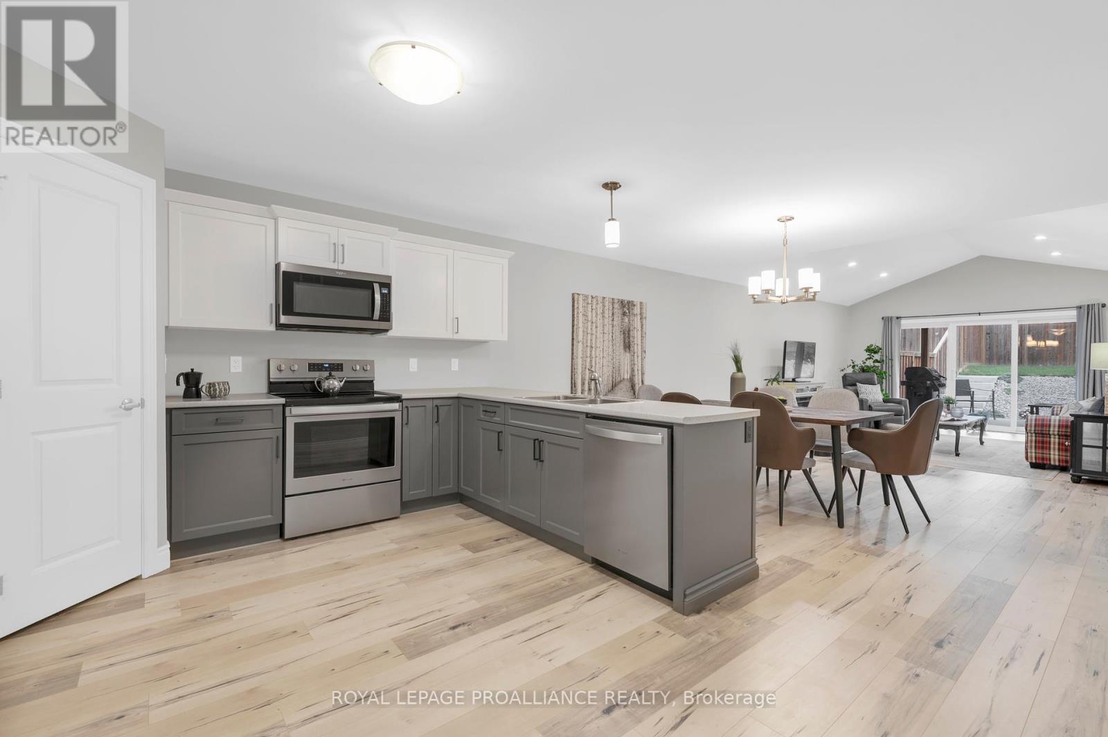 3 Princess Street, Brighton, Ontario  K0K 1H0 - Photo 9 - X12429509