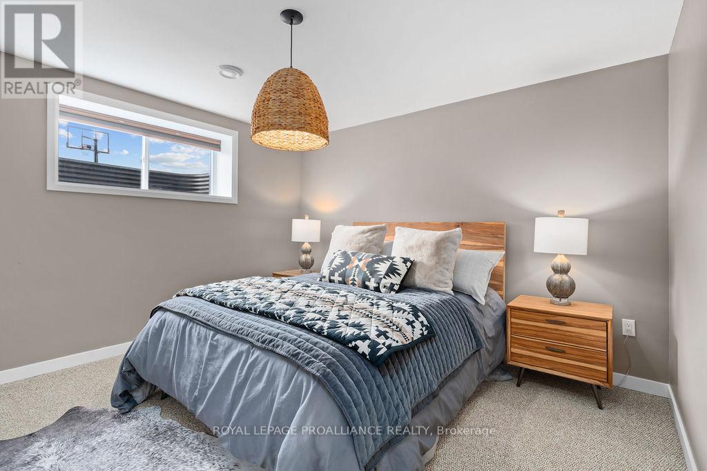 42 Lehtinen Crescent, Belleville, Ontario  K8P 0H4 - Photo 37 - X12429764