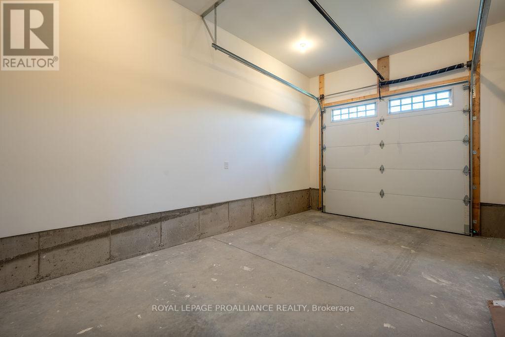 159 Pomeroy Avenue, Tweed, Ontario  K0K 3J0 - Photo 41 - X12429901