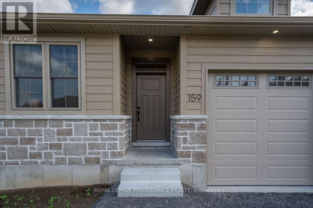 159 Pomeroy Avenue, Tweed, Ontario  K0K 3J0 - Photo 5 - X12429901