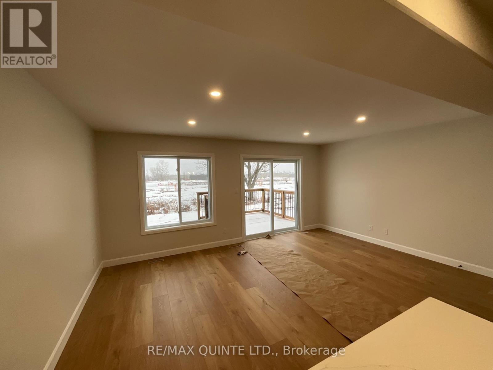 93 Raycroft Drive, Belleville, Ontario  K8N 0R5 - Photo 13 - X12430404