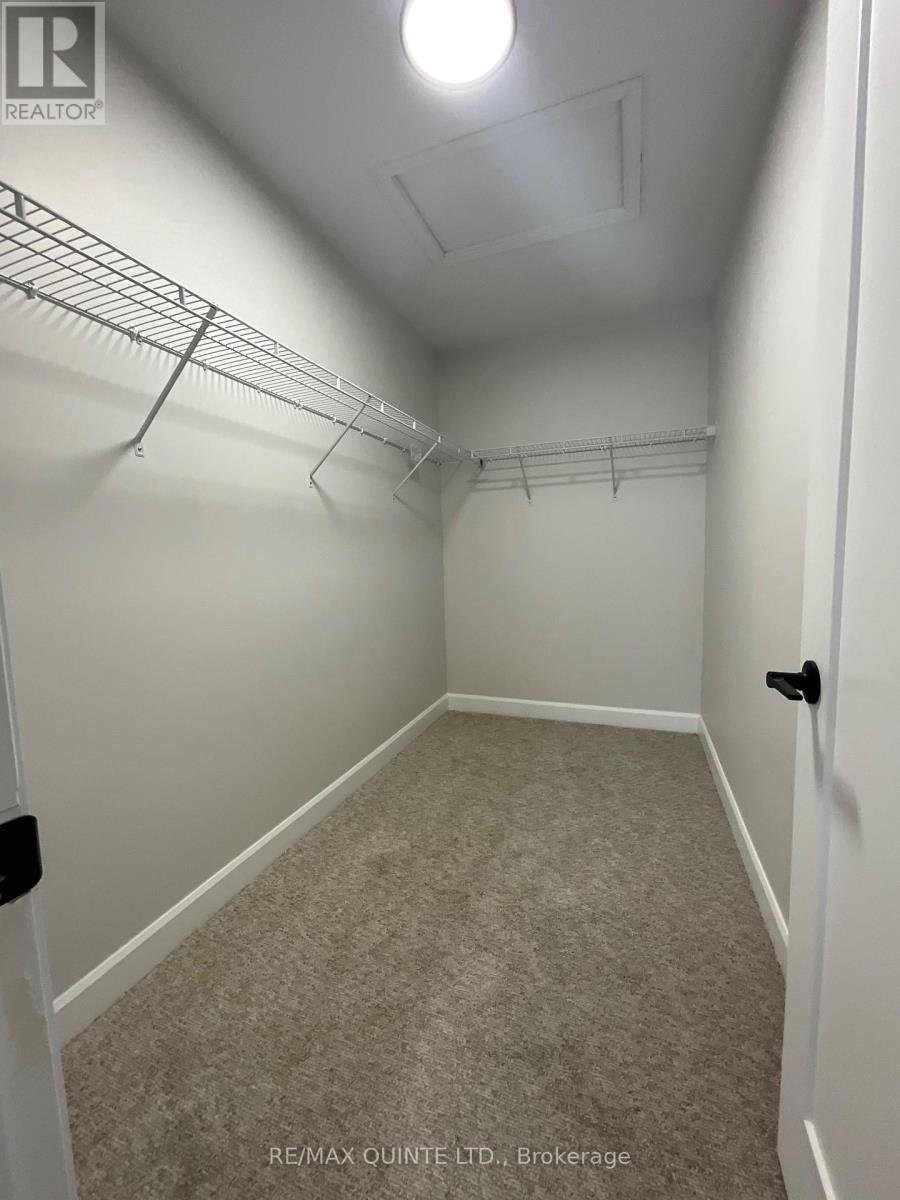 91 Raycroft Drive, Belleville, Ontario  K8N 0R5 - Photo 11 - X12430405