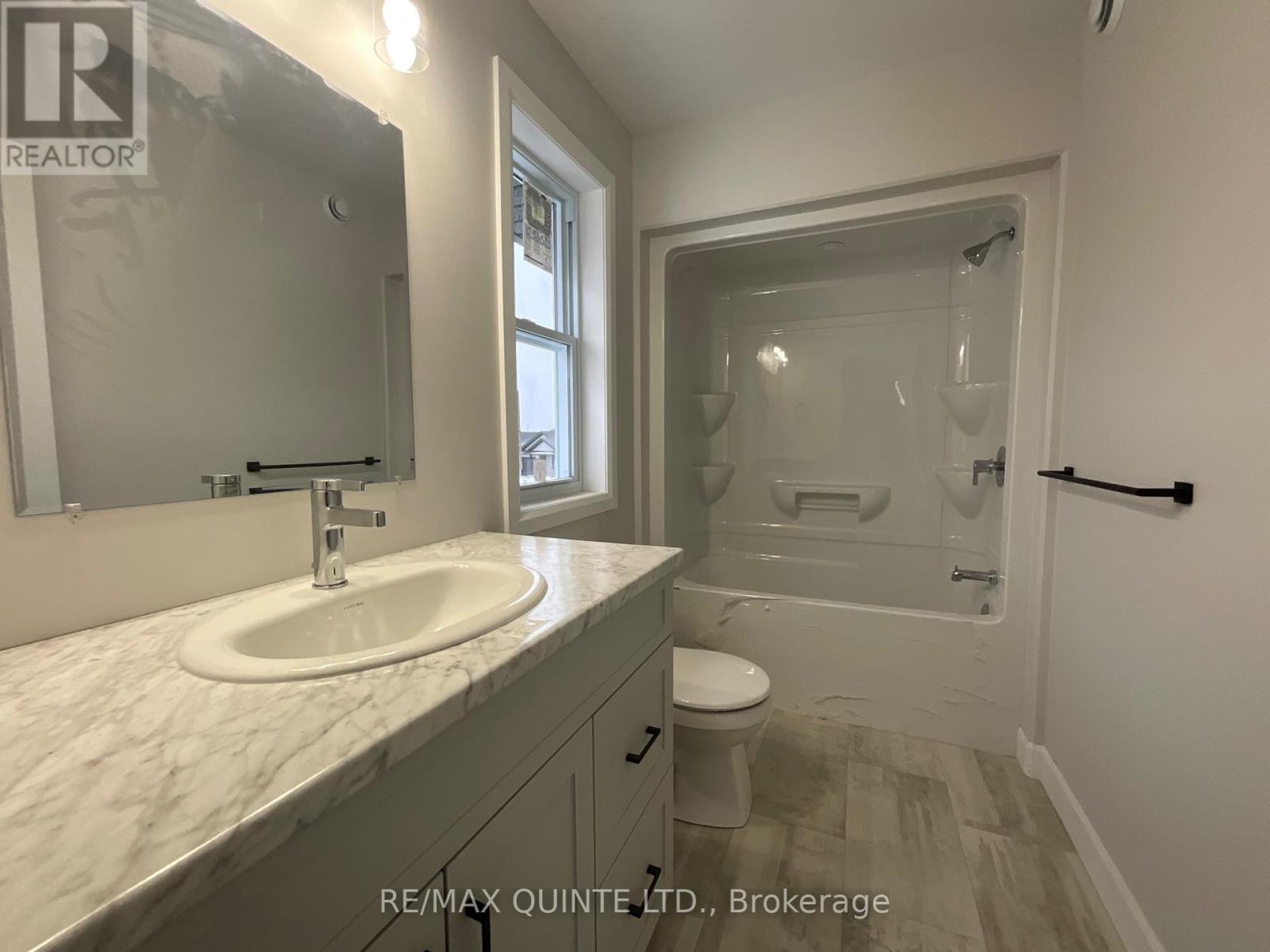 91 Raycroft Drive, Belleville, Ontario  K8N 0R5 - Photo 12 - X12430405