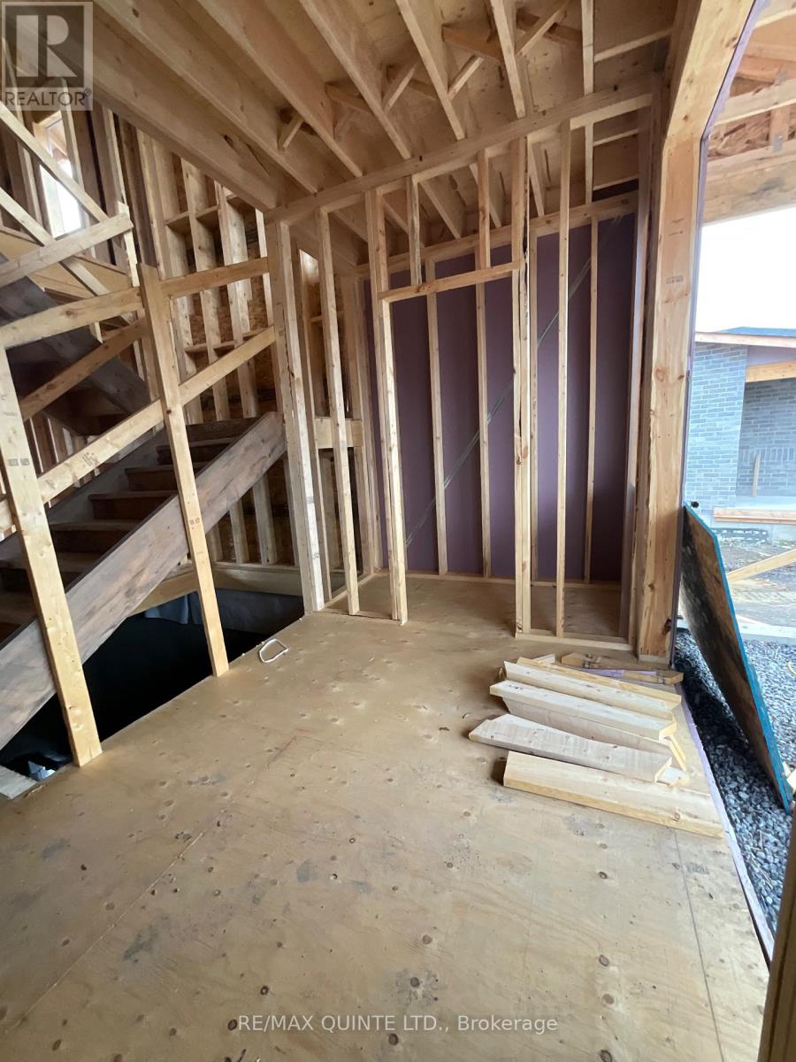 91 Raycroft Drive, Belleville, Ontario  K8N 0R5 - Photo 2 - X12430405