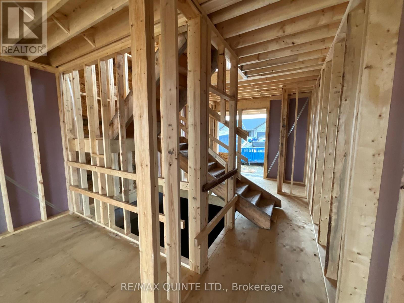 91 Raycroft Drive, Belleville, Ontario  K8N 0R5 - Photo 3 - X12430405