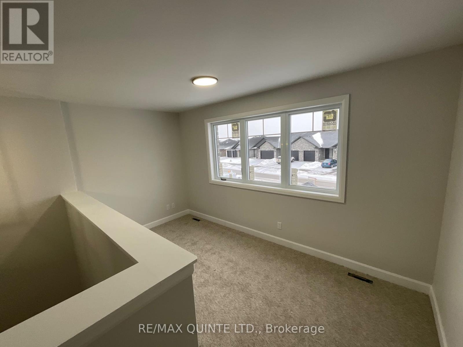 91 Raycroft Drive, Belleville, Ontario  K8N 0R5 - Photo 7 - X12430405