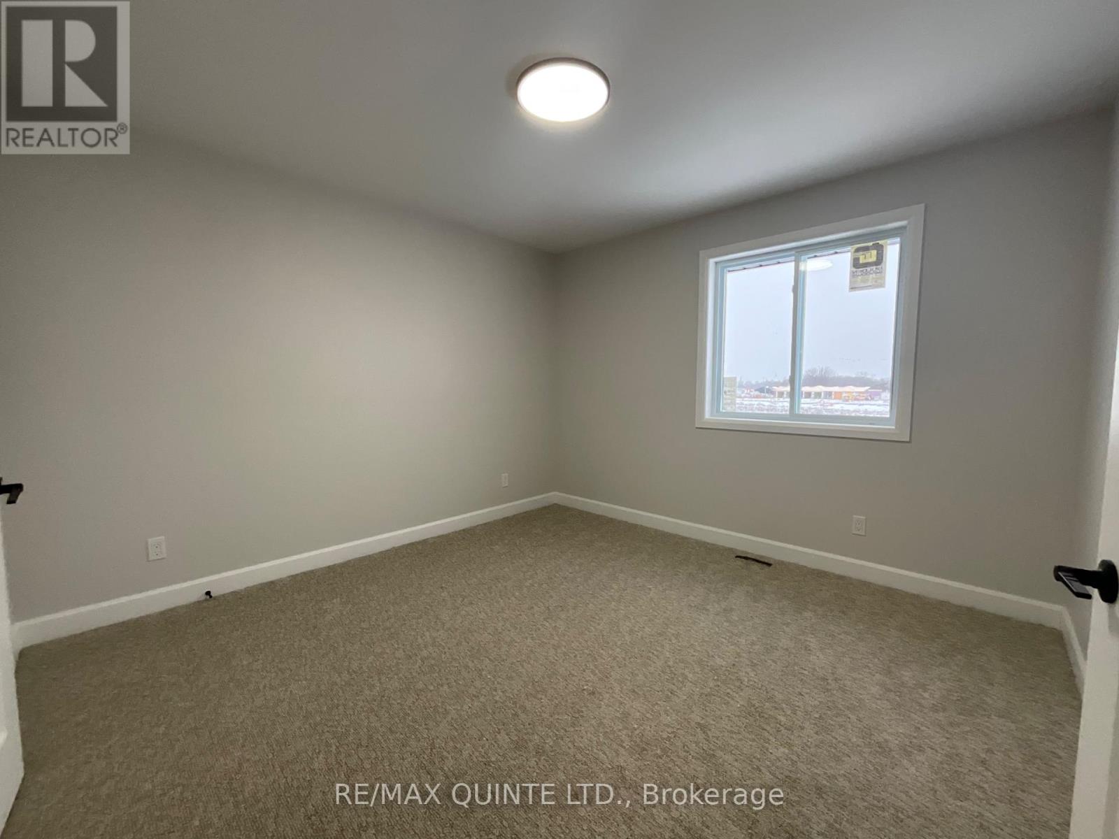 91 Raycroft Drive, Belleville, Ontario  K8N 0R5 - Photo 9 - X12430405