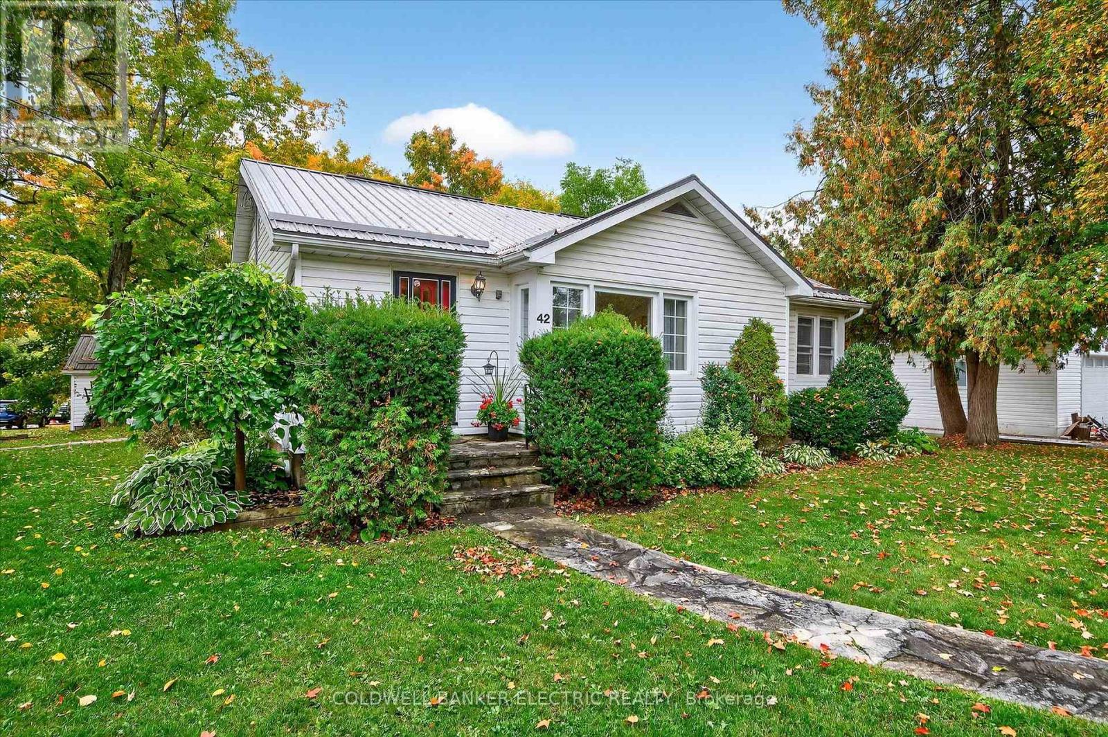 42 Madoc Street, Marmora And Lake, Ontario  K0K 2M0 - Photo 3 - X12430574