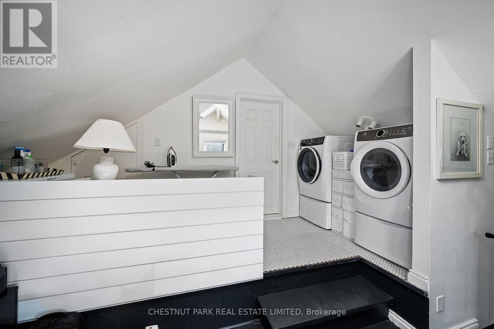 341 Main Street, Prince Edward County, Ontario  K0K 1G0 - Photo 40 - X12431426