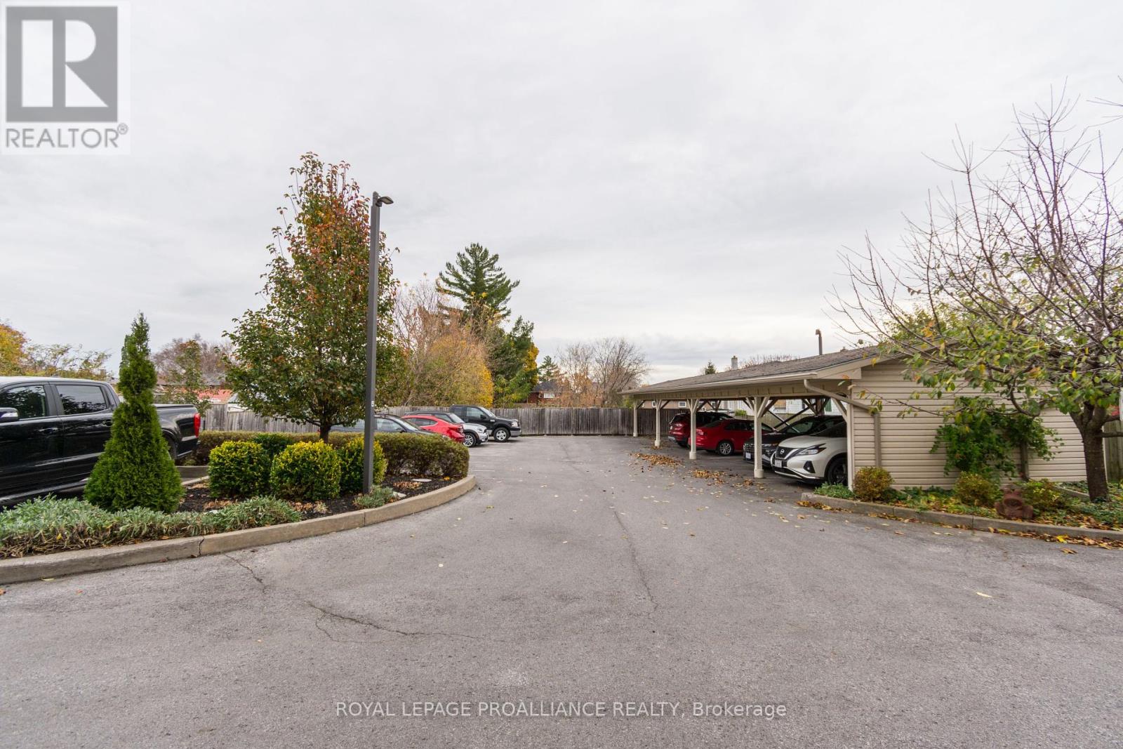 103 - 145 Farley Avenue, Belleville, Ontario  K8N 4L1 - Photo 29 - X12432030