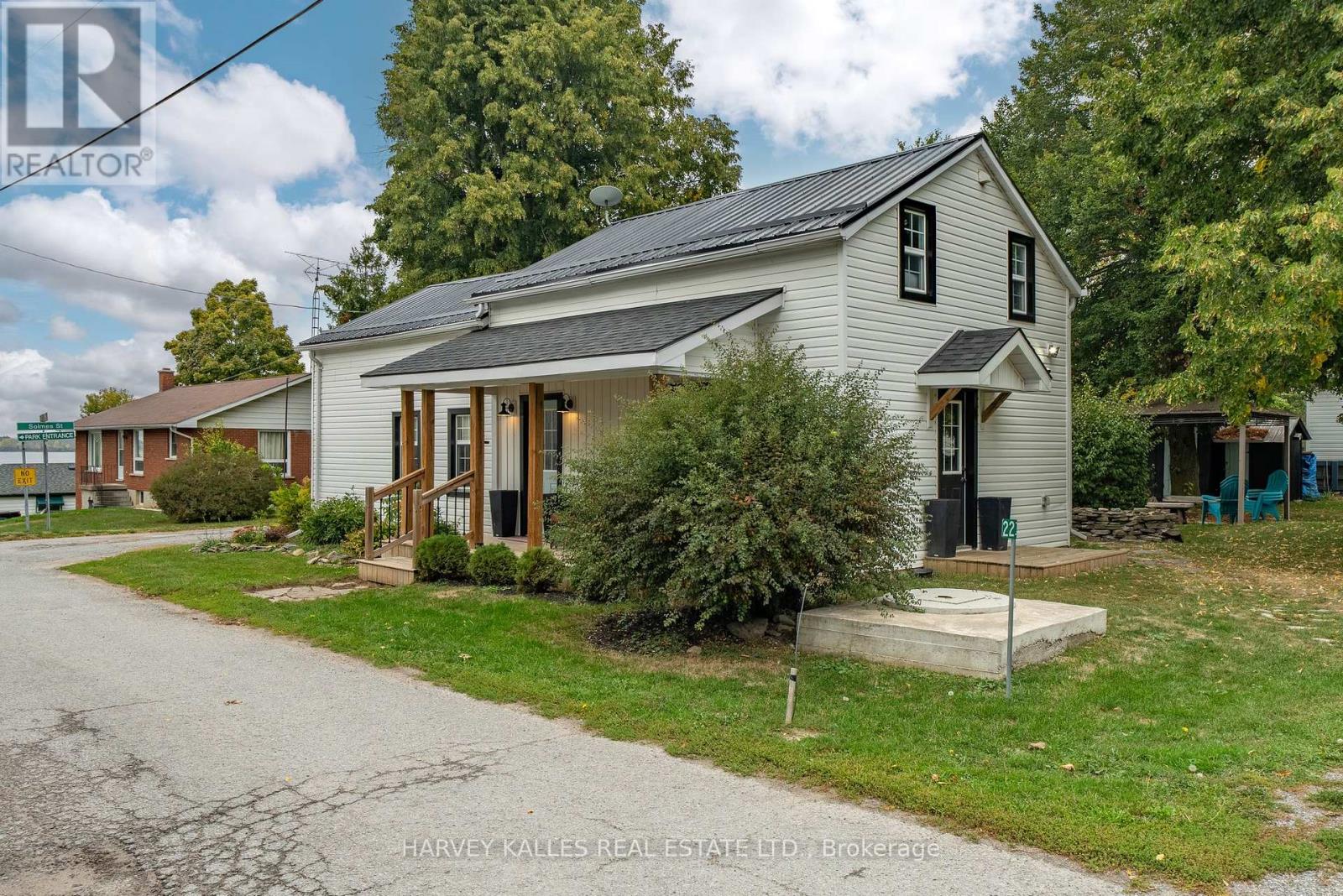 22 Demille Street, Prince Edward County, Ontario  K0K 2T0 - Photo 2 - X12432284