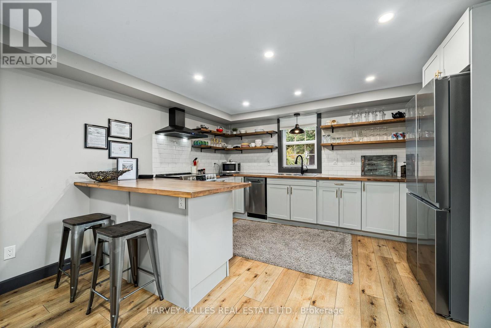 22 Demille Street, Prince Edward County, Ontario  K0K 2T0 - Photo 5 - X12432284