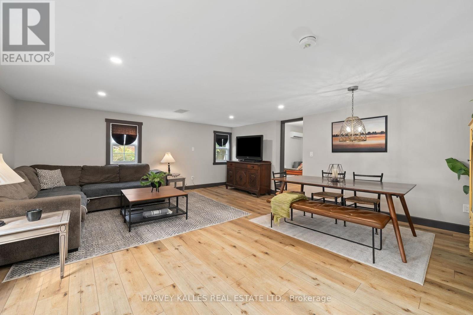 22 Demille Street, Prince Edward County, Ontario  K0K 2T0 - Photo 7 - X12432284