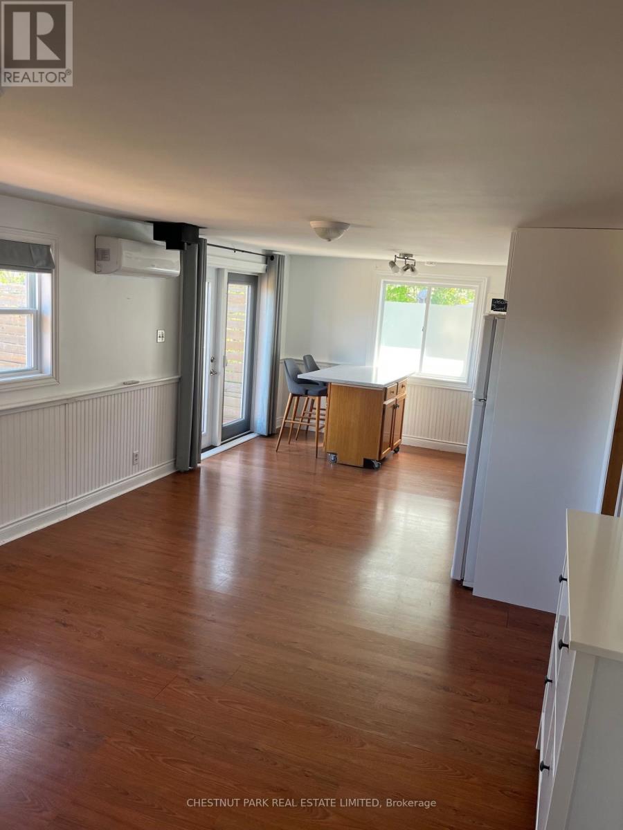 6 London Avenue, Prince Edward County, Ontario  K0K 2T0 - Photo 39 - X12432409