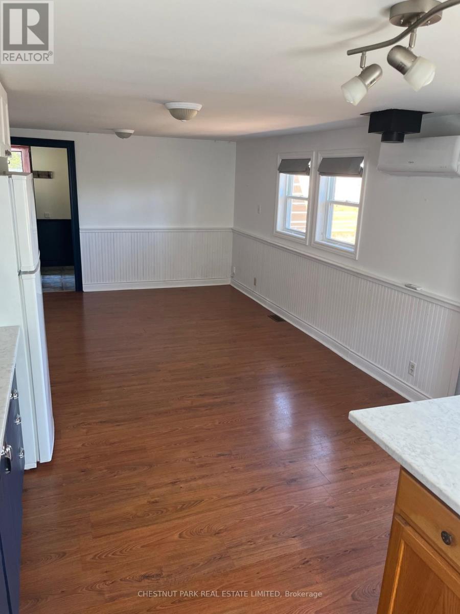 6 London Avenue, Prince Edward County, Ontario  K0K 2T0 - Photo 40 - X12432409