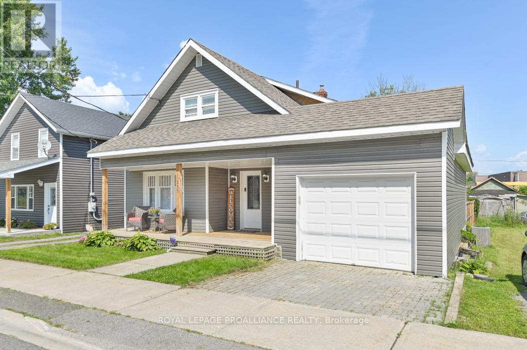 355 METCALF STREET, Tweed, Ontario