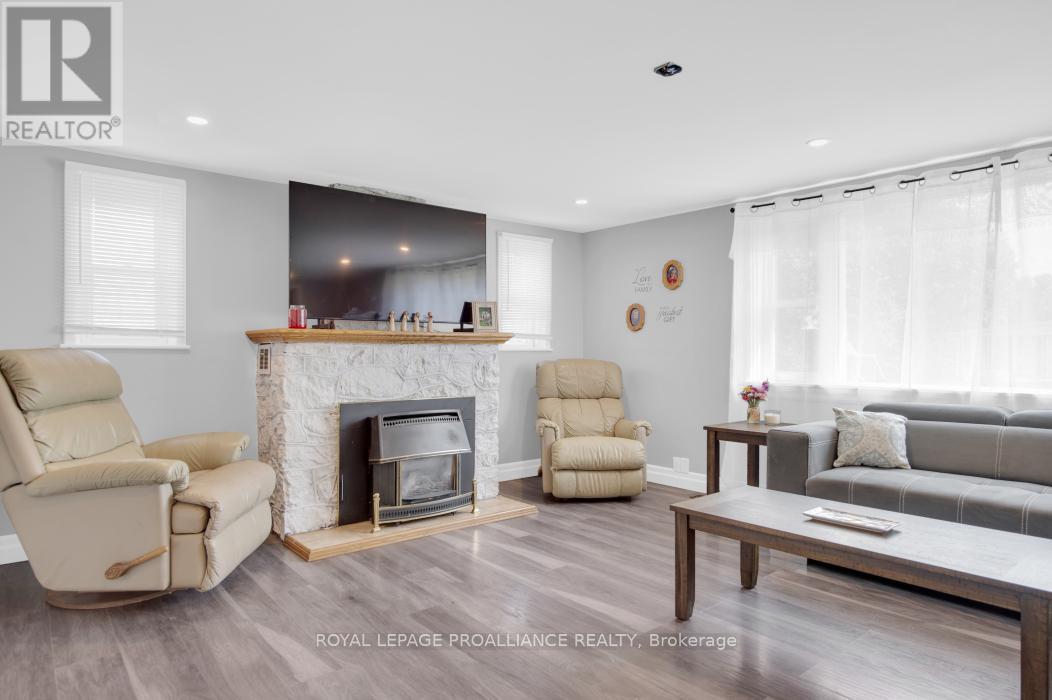 355 Metcalf Street, Tweed, Ontario  K0K 3J0 - Photo 18 - X12432614