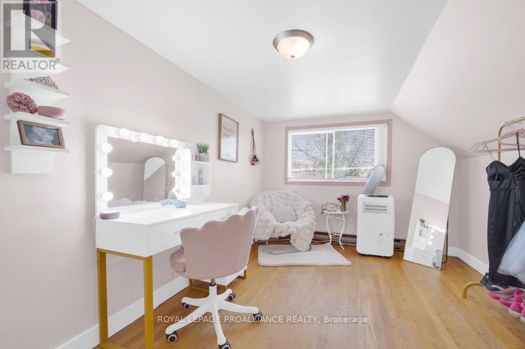 355 Metcalf Street, Tweed, Ontario  K0K 3J0 - Photo 26 - X12432614