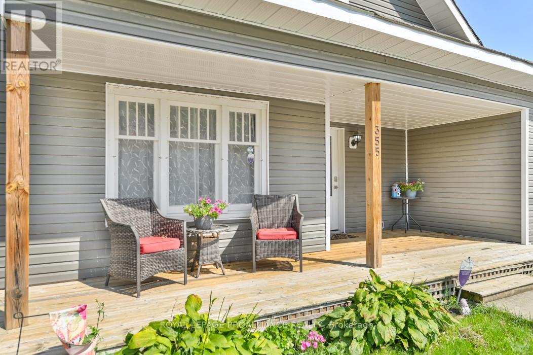 355 Metcalf Street, Tweed, Ontario  K0K 3J0 - Photo 7 - X12432614