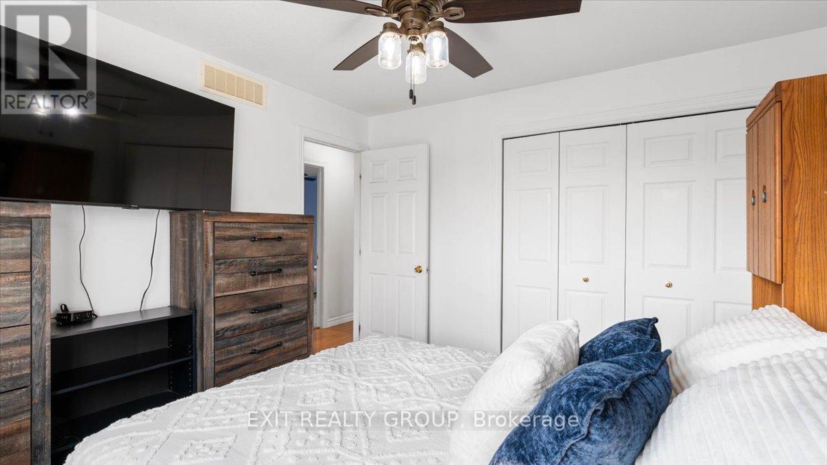 323 Mapleview Road, Quinte West, Ontario  K0K 2C0 - Photo 16 - X12432701