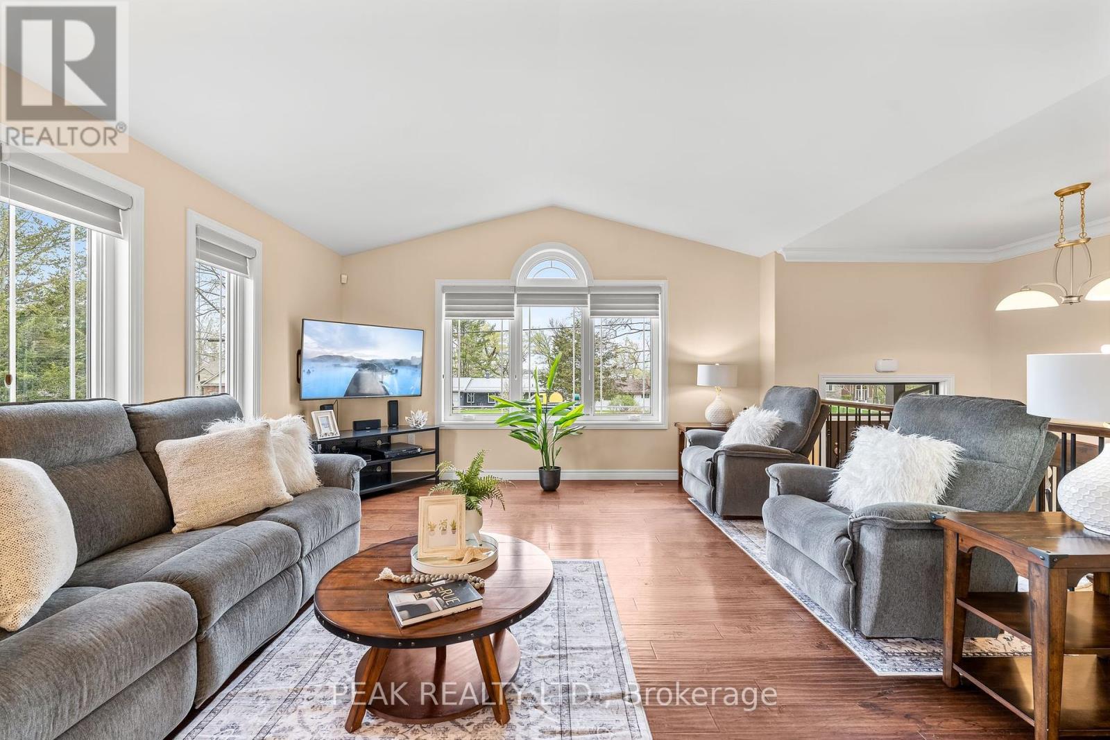 116 Prinyers Cove Crescent, Prince Edward County, Ontario  K0K 2T0 - Photo 10 - X12434124
