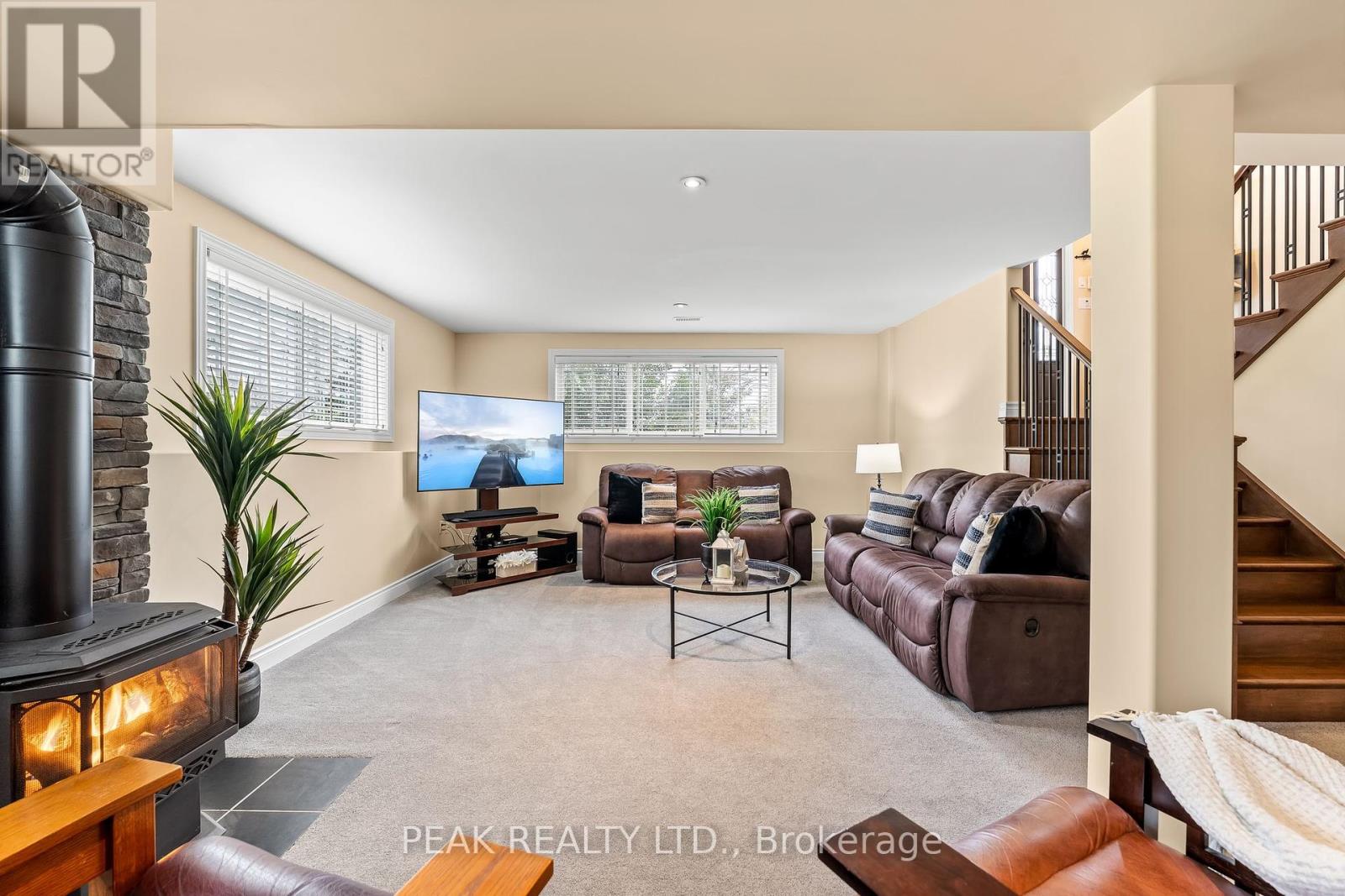 116 Prinyers Cove Crescent, Prince Edward County, Ontario  K0K 2T0 - Photo 27 - X12434124
