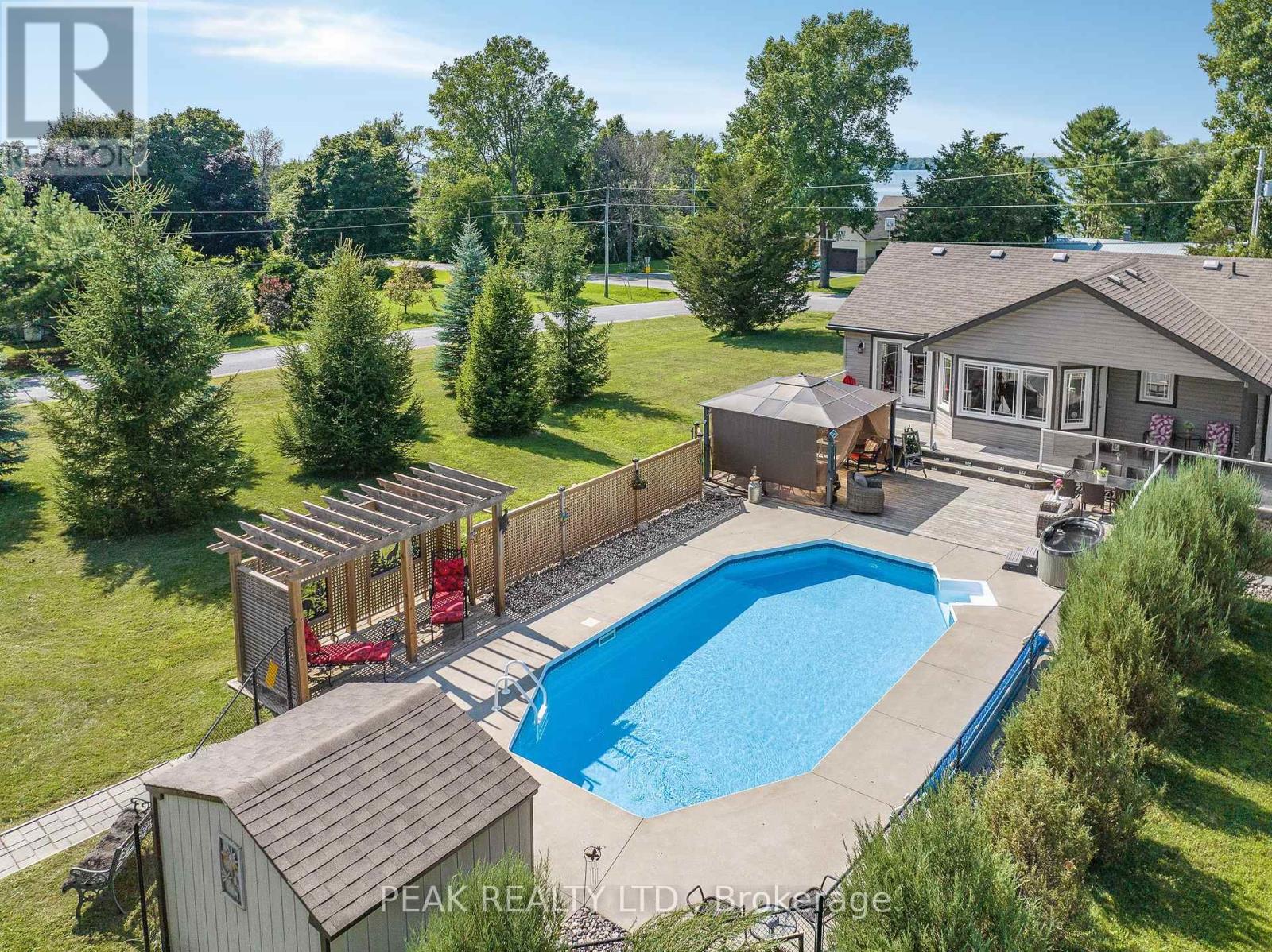 116 Prinyers Cove Crescent, Prince Edward County, Ontario  K0K 2T0 - Photo 39 - X12434124
