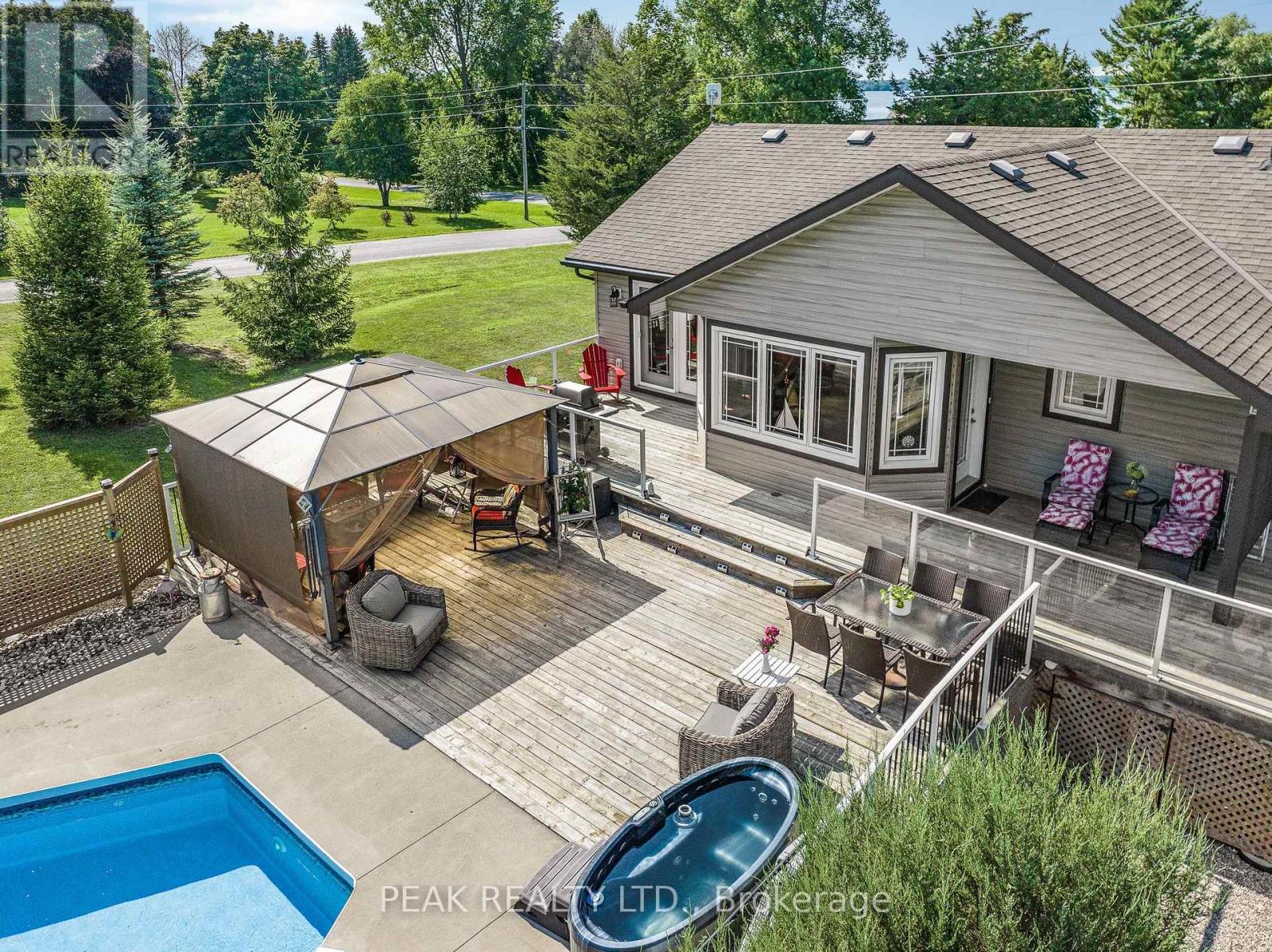 116 Prinyers Cove Crescent, Prince Edward County, Ontario  K0K 2T0 - Photo 41 - X12434124