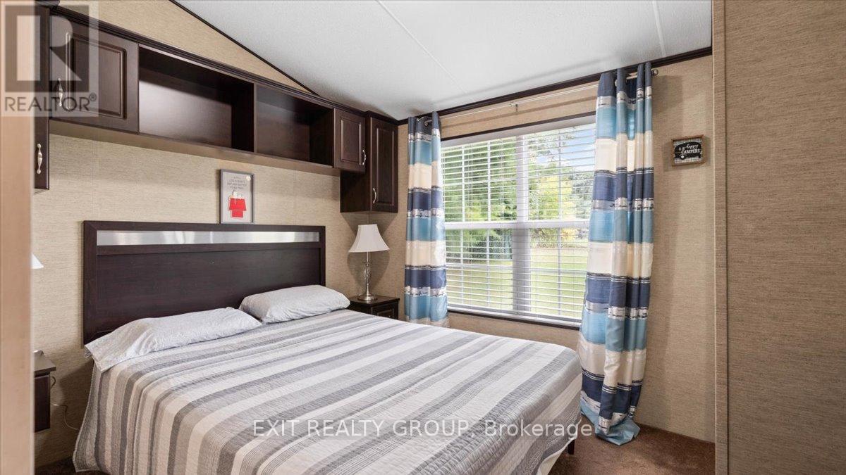 57 Cooke Lane, Quinte West, Ontario  K0K 2C0 - Photo 19 - X12435098