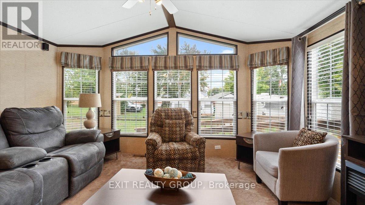 57 Cooke Lane, Quinte West, Ontario  K0K 2C0 - Photo 6 - X12435098
