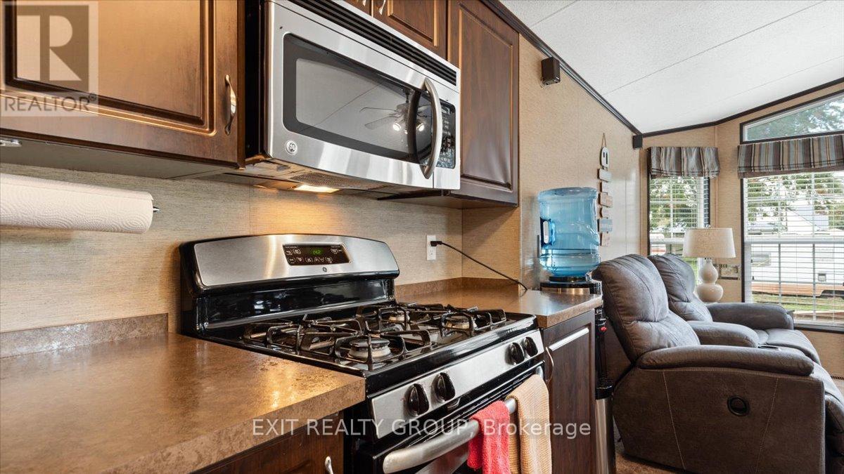 57 Cooke Lane, Quinte West, Ontario  K0K 2C0 - Photo 7 - X12435098