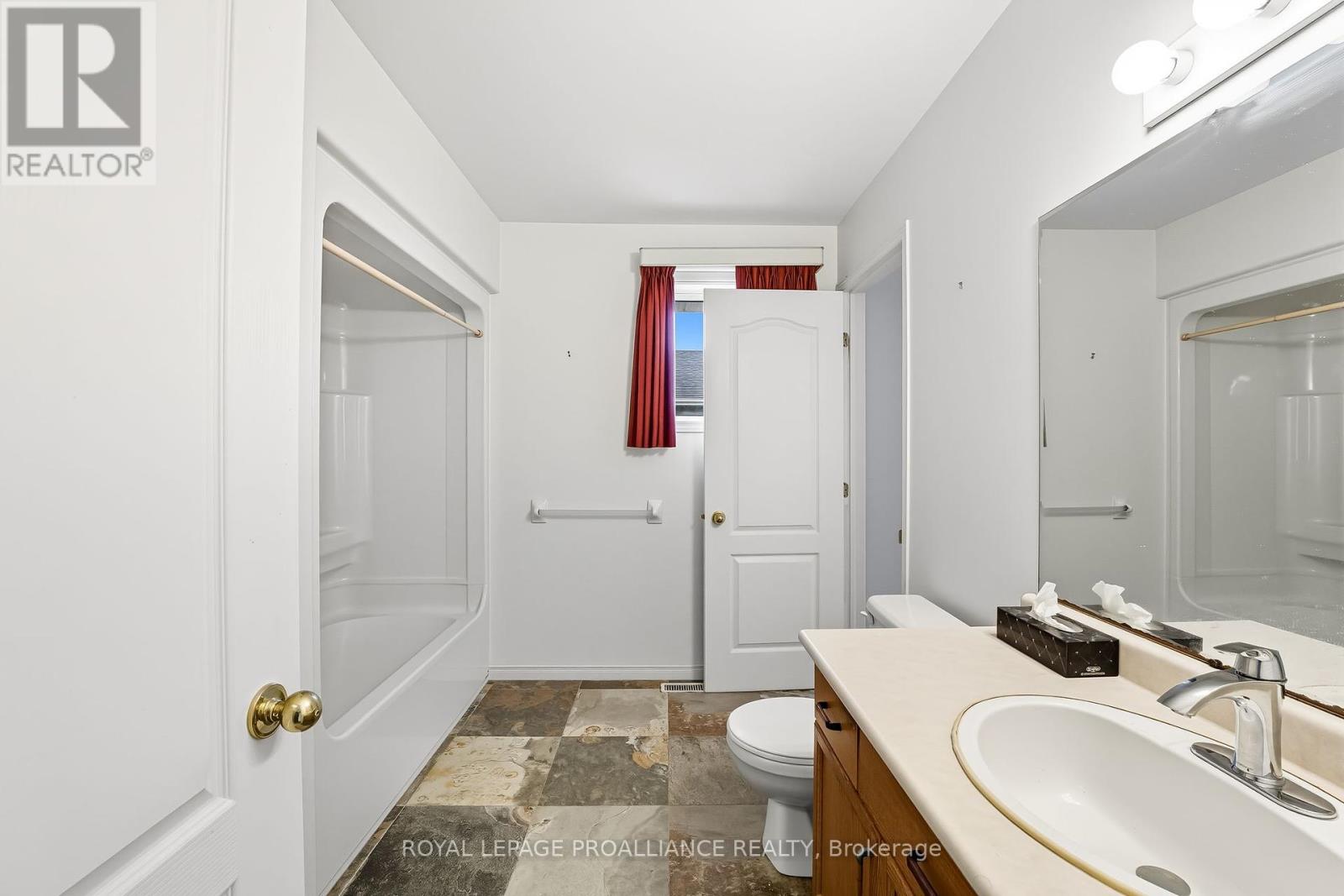 120 Cedar Street, Brighton, Ontario  K0K 1H0 - Photo 24 - X12435220