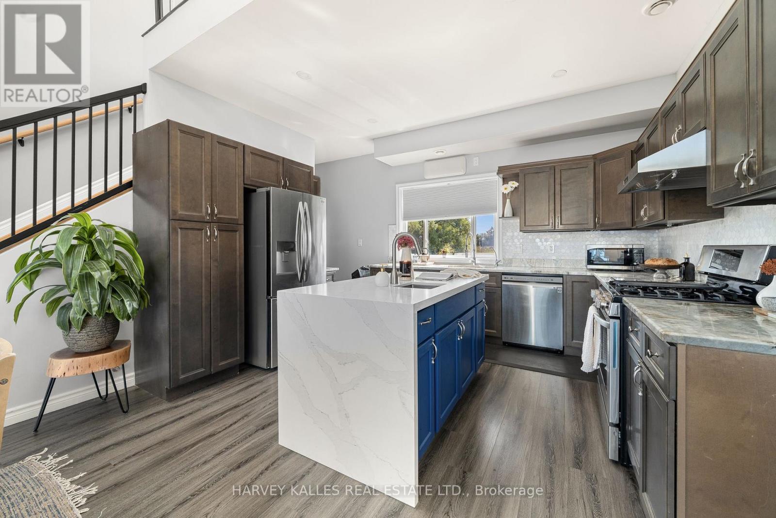 3769 County Rd 13, Prince Edward County, Ontario  K0K 2T0 - Photo 10 - X12435382