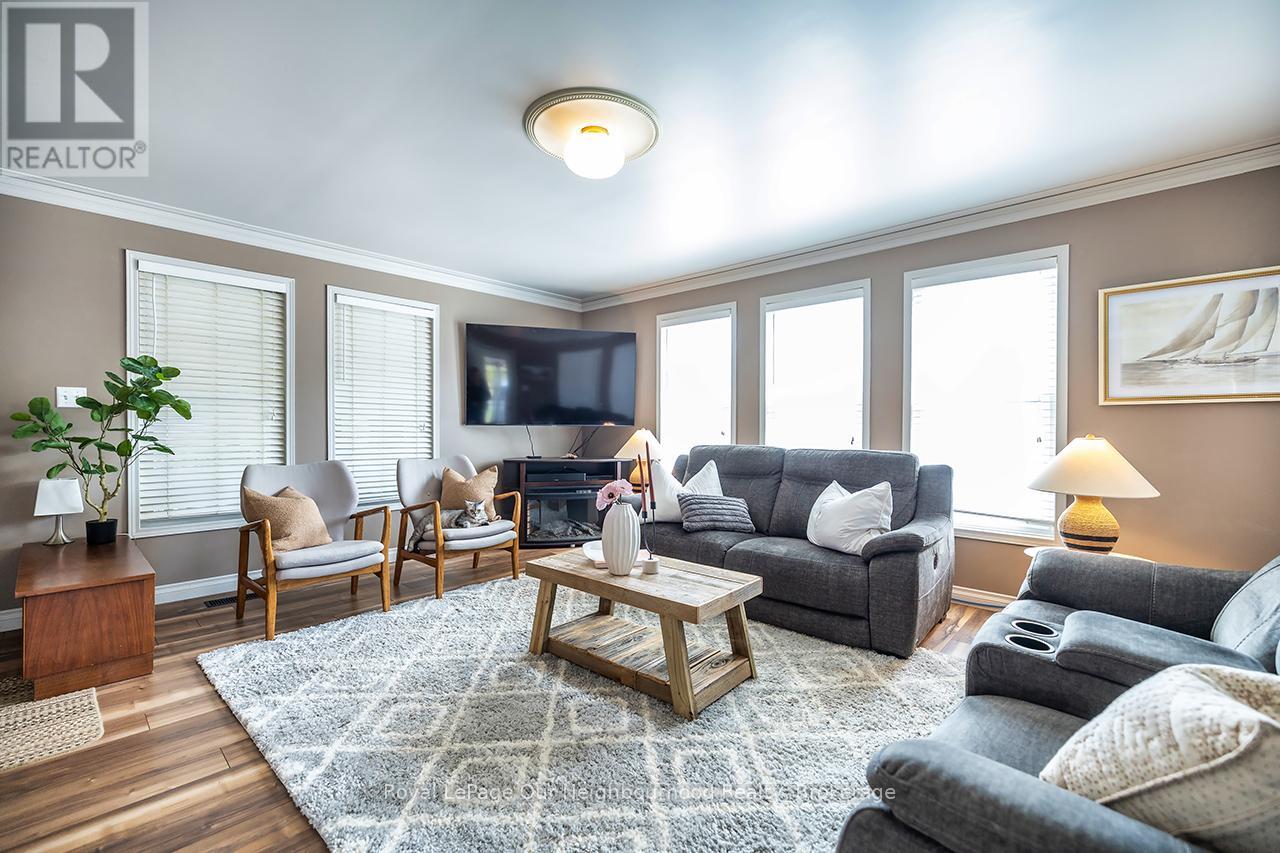 2656 County Road 40, Quinte West, Ontario  K0K 3M0 - Photo 6 - X12436021