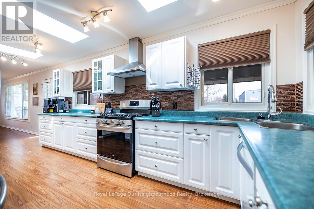 2656 County Road 40, Quinte West, Ontario  K0K 3M0 - Photo 7 - X12436021