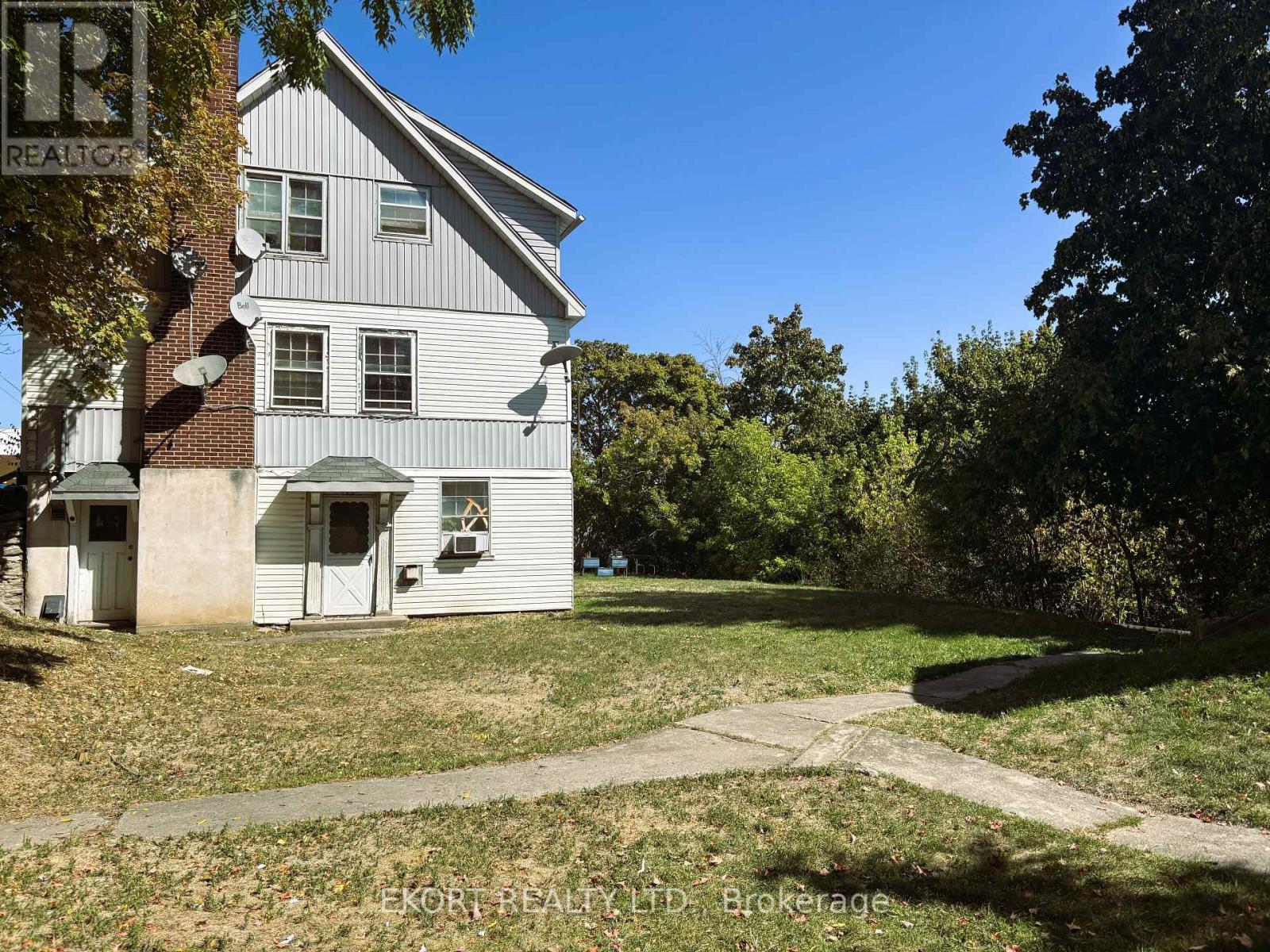17-23 Moira Street W, Belleville, Ontario  K8P 1S1 - Photo 5 - X12436120