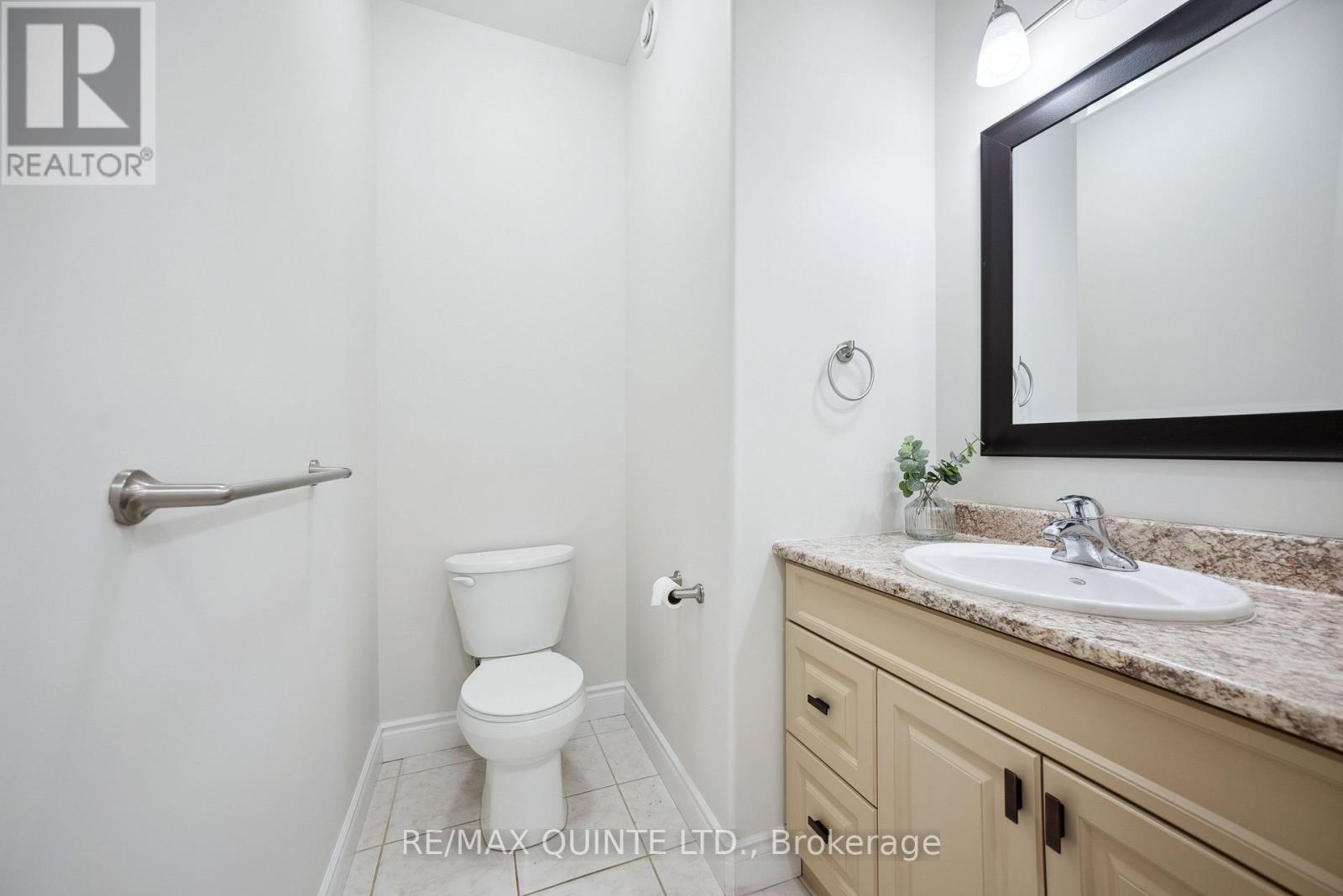 91 Hampton Ridge Drive E, Belleville, Ontario  K8N 0E6 - Photo 21 - X12436749