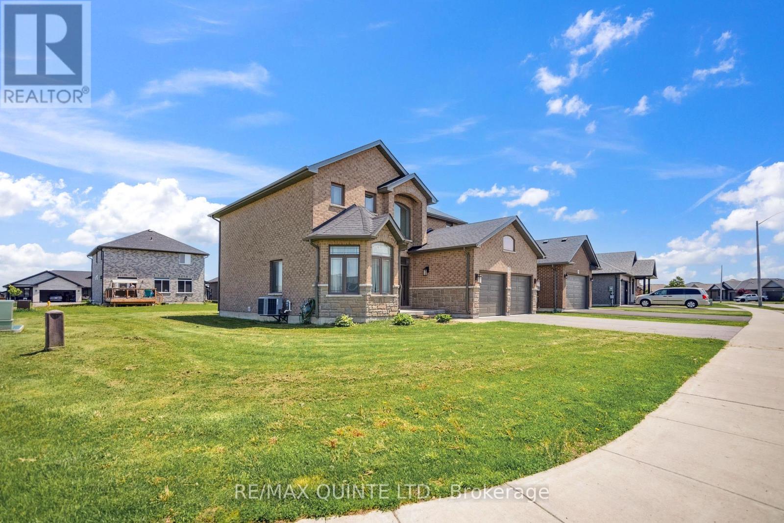 91 Hampton Ridge Drive E, Belleville, Ontario  K8N 0E6 - Photo 46 - X12436749