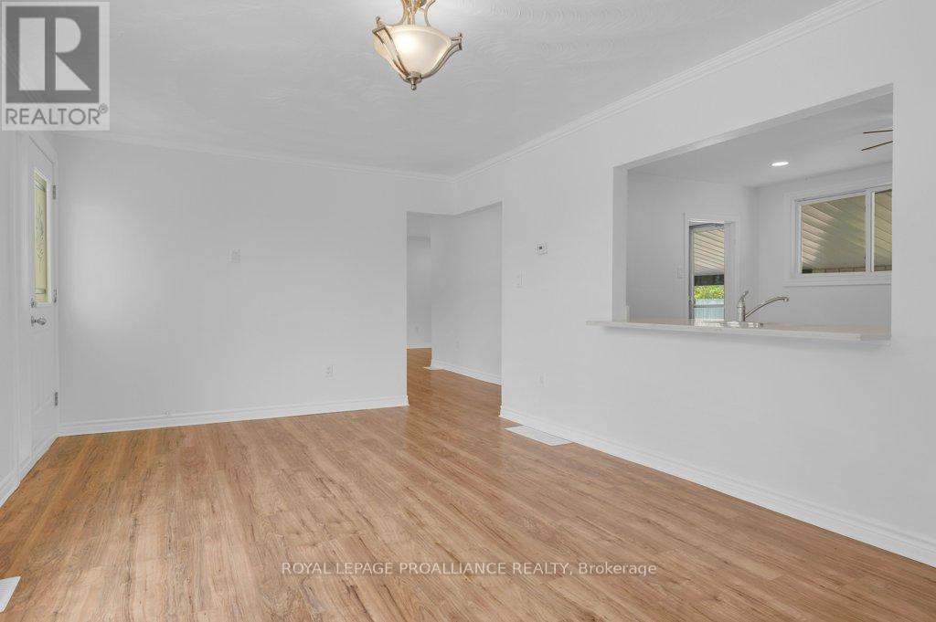 22227 Loyalist Parkway, Quinte West, Ontario  K0K 1L0 - Photo 10 - X12436920