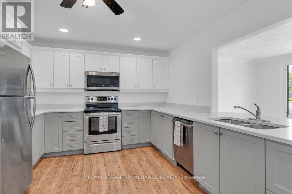 22227 Loyalist Parkway, Quinte West, Ontario  K0K 1L0 - Photo 13 - X12436920