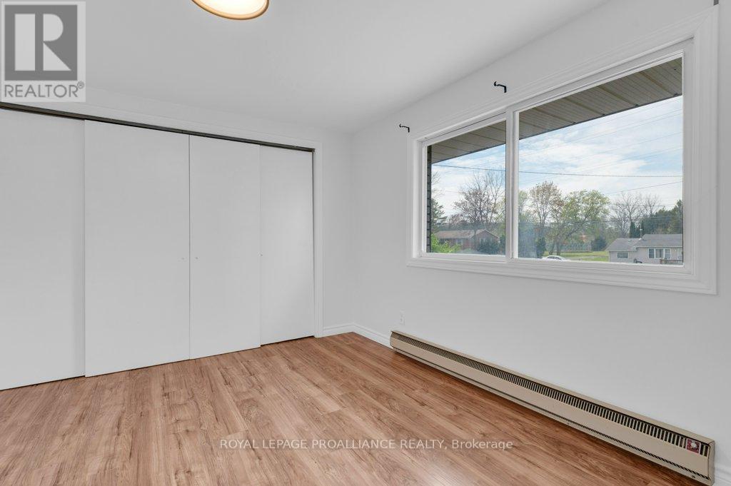 22227 Loyalist Parkway, Quinte West, Ontario  K0K 1L0 - Photo 23 - X12436920
